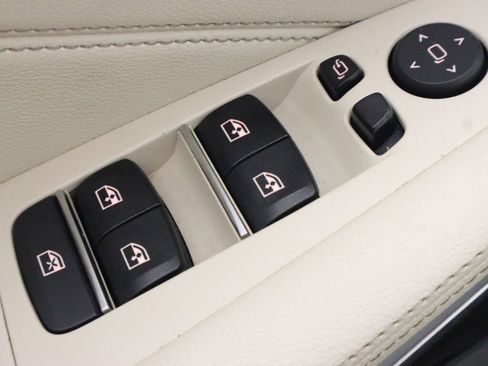 Used 2020 BMW X5 xDrive40i w/ Premium Package image 24