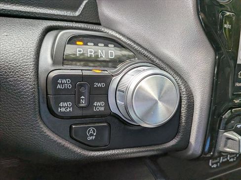 Used 2024 RAM 1500 Laramie AWD/4WD image 39