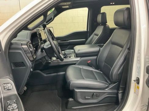 Used 2025 Ford F150 Lariat AWD/4WD image 7