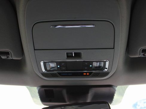 Used 2024 Ford F350 Lariat w/ Chrome Package image 27