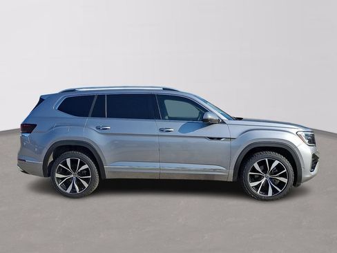 Used 2024 Volkswagen Atlas SEL Premium R-Line AWD/4WD image 7