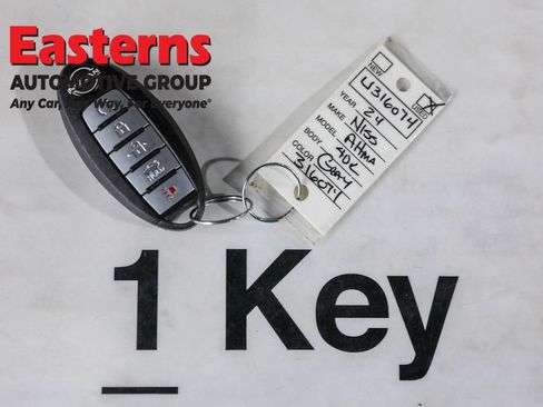 Used 2024 Nissan Altima 2.5 SV image 24