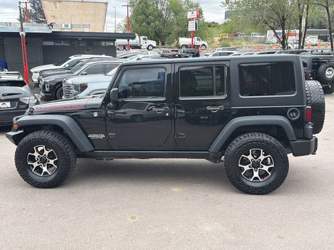 Used 2015 Jeep Wrangler Unlimited Rubicon w/ Connectivity Group AWD/4WD image 4