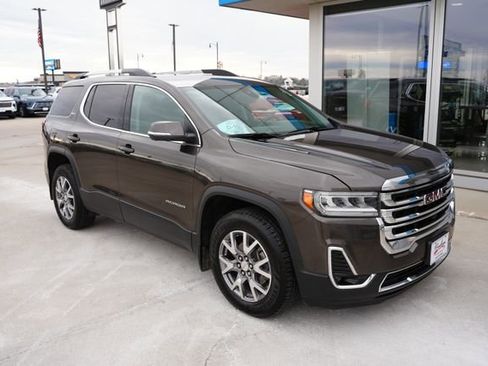 Used 2020 GMC Acadia SLT w/ Driver Alert Package II image 32