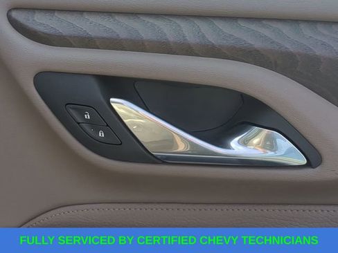 Used 2024 GMC Yukon XL Denali w/ Advanced Technology Package image 48