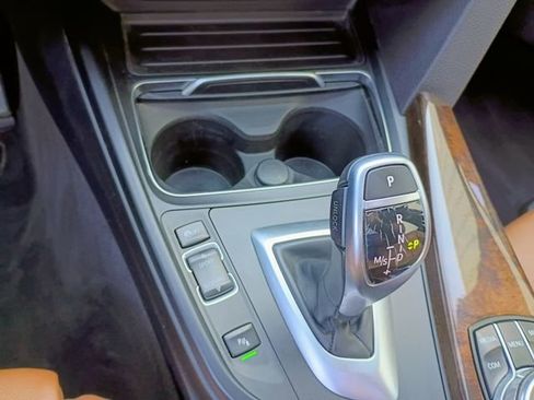 Used 2017 BMW 330i xDrive Wagon image 43