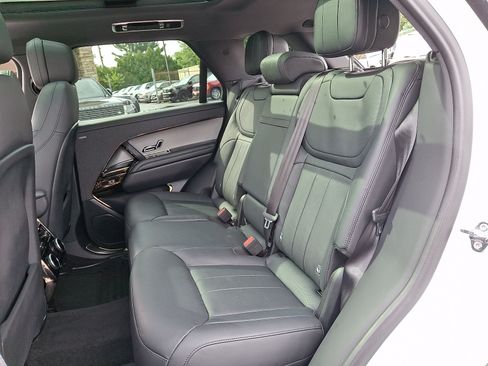 Certified 2025 Land Rover Range Rover Sport SE AWD/4WD image 18