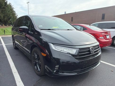 Used 2024 Honda Odyssey Sport image 4