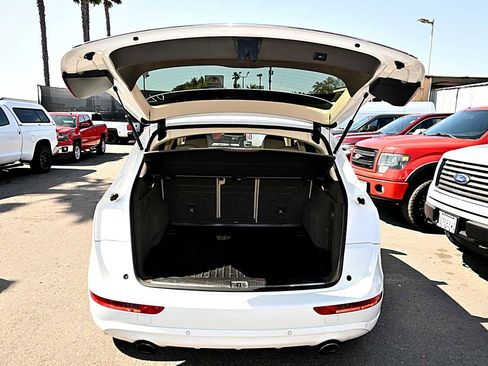 Used 2016 Audi Q5 2.0T Premium Plus w/ Technology Package AWD/4WD image 8