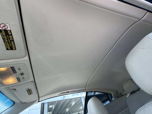 Used 2010 Lexus IS 250C w/ Luxury Pkg RWD image 16