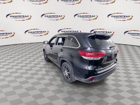Used 2018 Toyota Highlander SE w/ Protection Package #3 AWD/4WD image 6