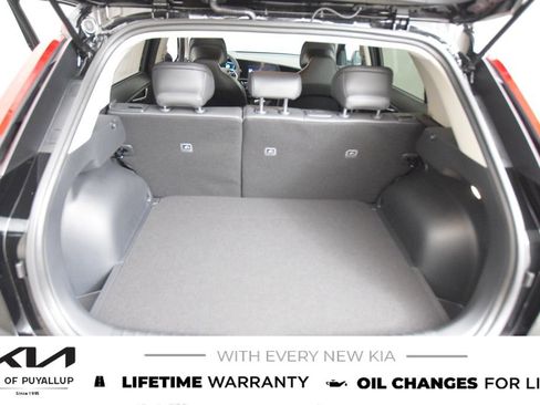 New 2025 Kia Niro EX image 19