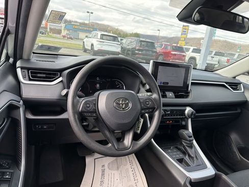 Used 2024 Toyota RAV4 LE AWD/4WD image 14