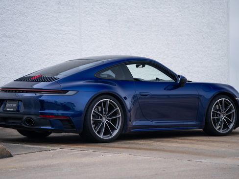 Used 2020 Porsche 911 Carrera 4S image 4