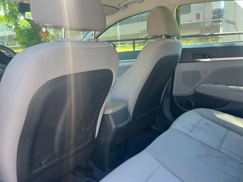 Used 2019 Hyundai Elantra SEL FWD image 13