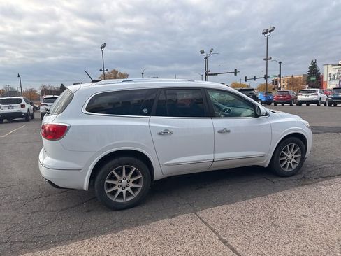Used 2017 Buick Enclave Leather image 8