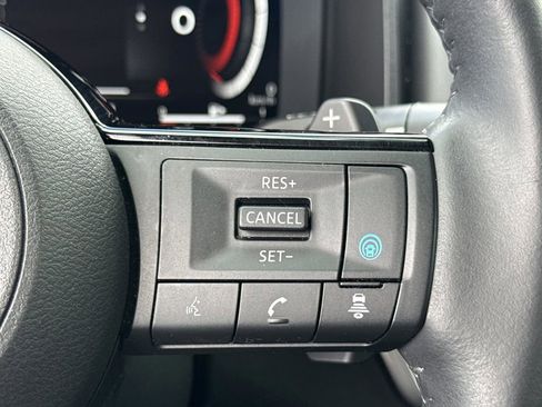 Certified 2023 Nissan Rogue Platinum w/ Platinum Premium Package image 41