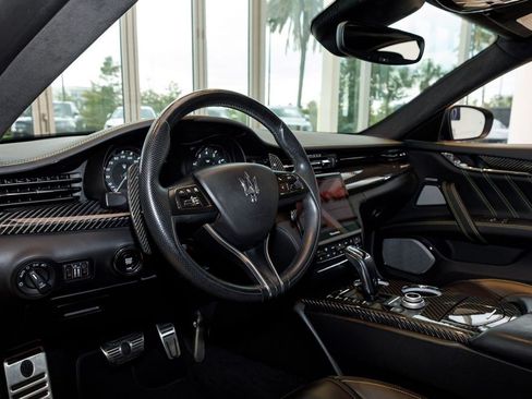 Used 2022 Maserati Quattroporte Trofeo RWD image 29