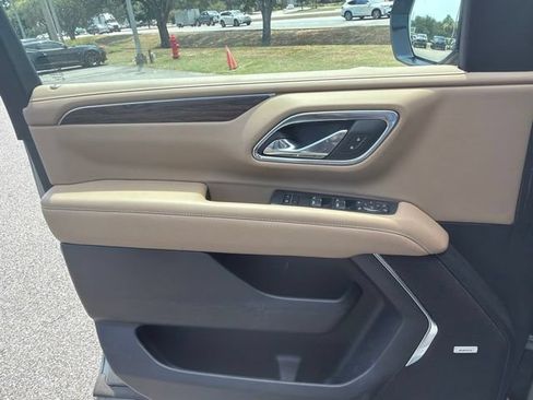 Used 2024 Chevrolet Tahoe Premier RWD image 10