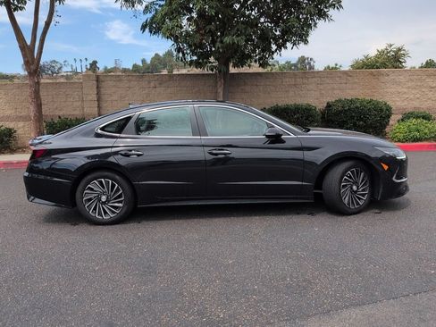 Used 2023 Hyundai Sonata SEL FWD image 9