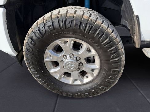 Used 2023 RAM 2500 Laramie image 14