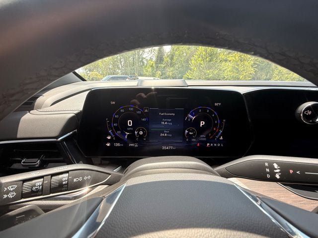 Used 2025 Chevrolet Tahoe Z71 AWD/4WD image 5