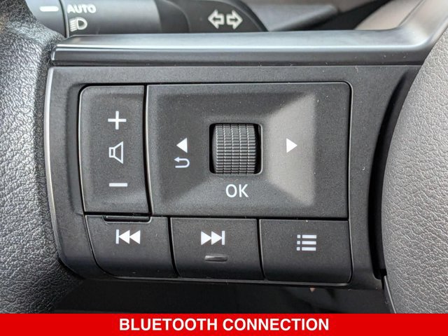 Certified 2025 Nissan Kicks SV AWD/4WD image 20