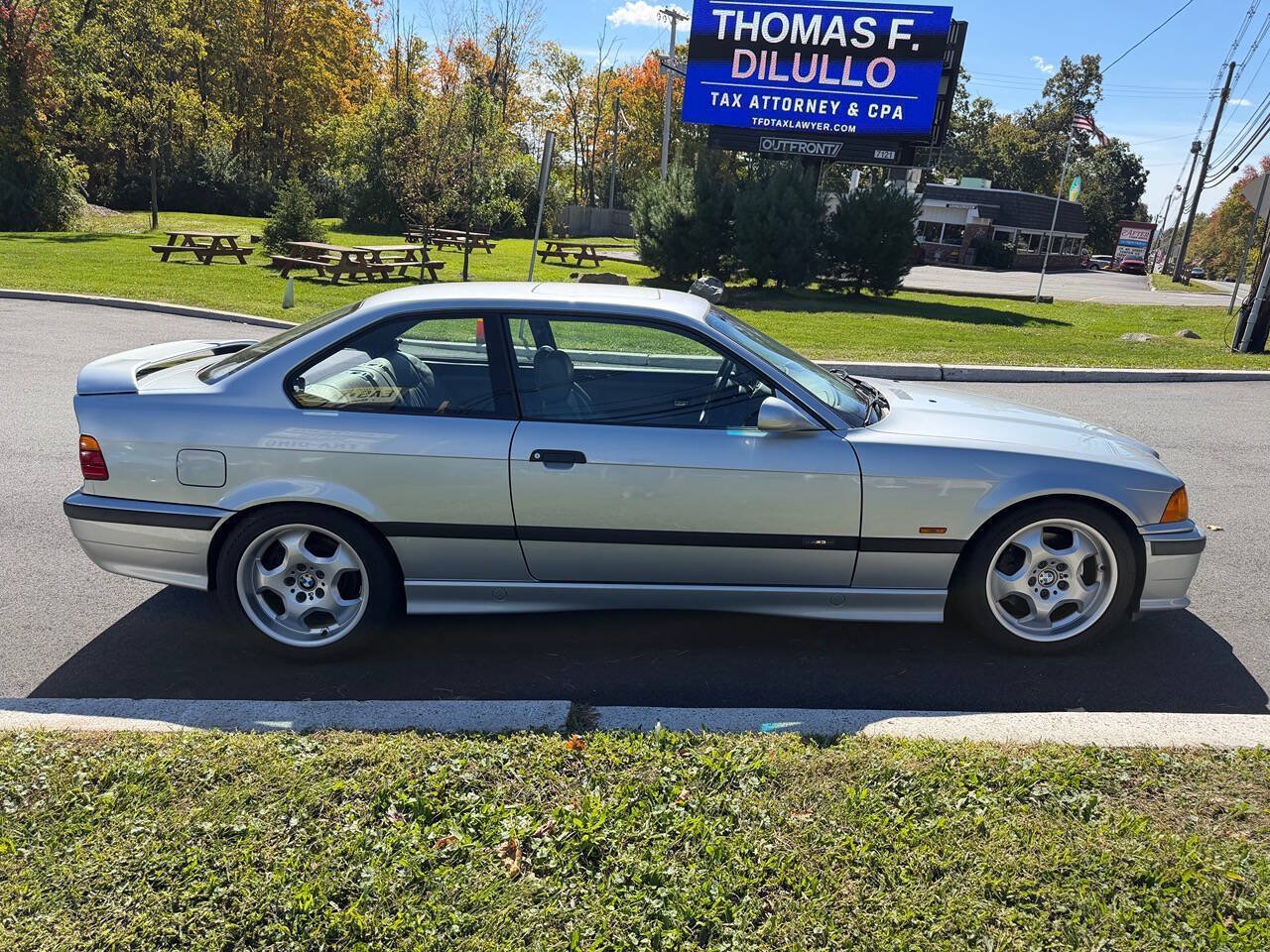 Used 1997 BMW M3 Coupe RWD image 6