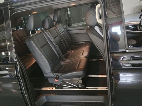 Used 2020 Mercedes-Benz Metris Passenger image 37