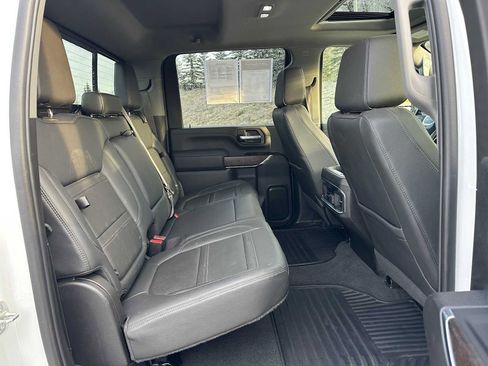 Used 2022 GMC Sierra 2500 Denali image 12