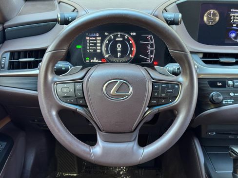 Used 2020 Lexus ES 300h FWD image 18