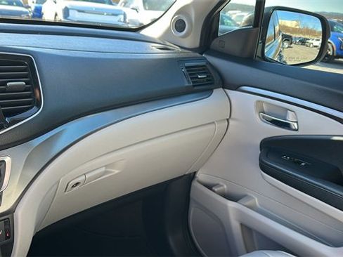 Used 2022 Honda Pilot EX-L image 22