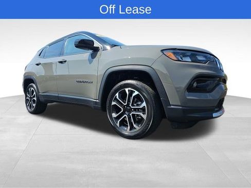 Used 2022 Jeep Compass Limited w/ Sun and Sound Group image 7