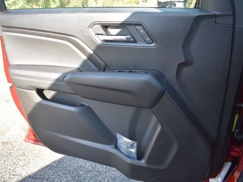 New 2026 Chevrolet Colorado LT w/ LT Convenience Package AWD/4WD image 31