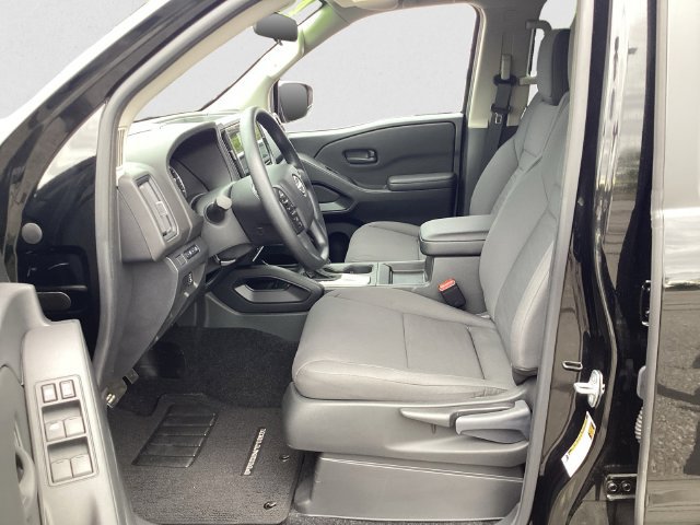 Used 2025 Nissan Frontier S w/ S Utility Package AWD/4WD image 9