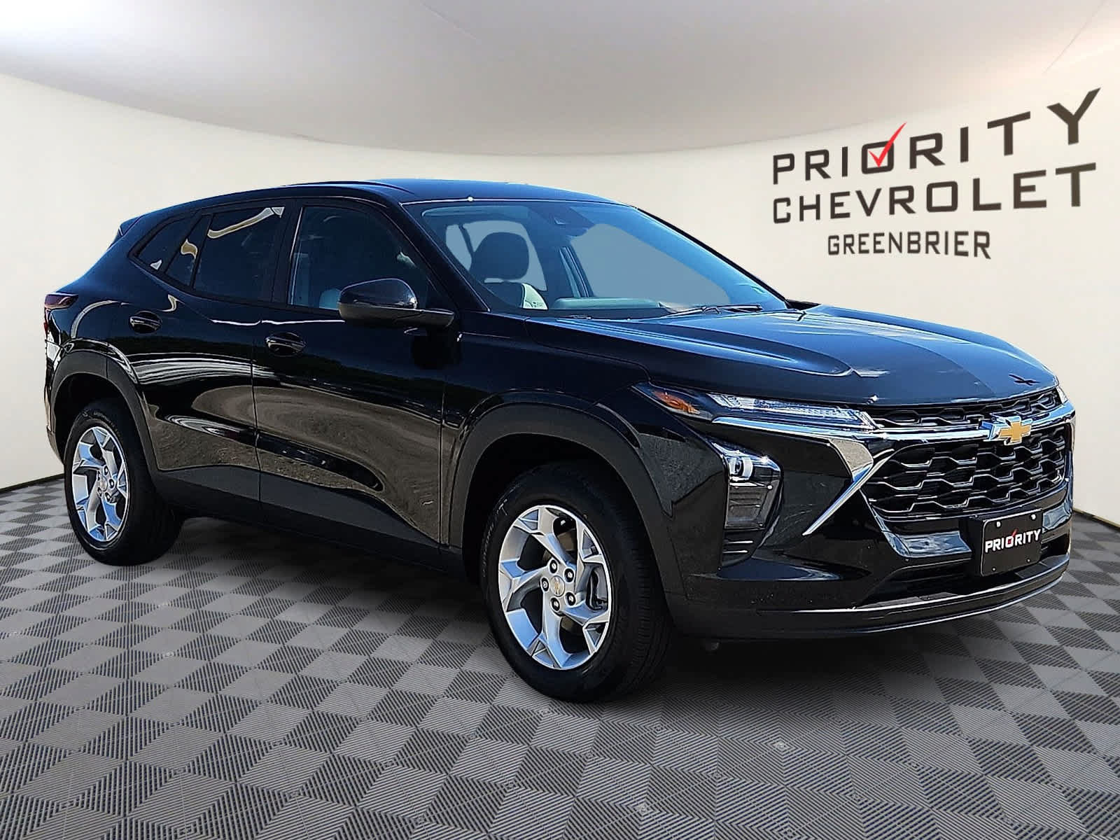 New 2026 Chevrolet Trax LS w/ LS Convenience Package FWD image 3