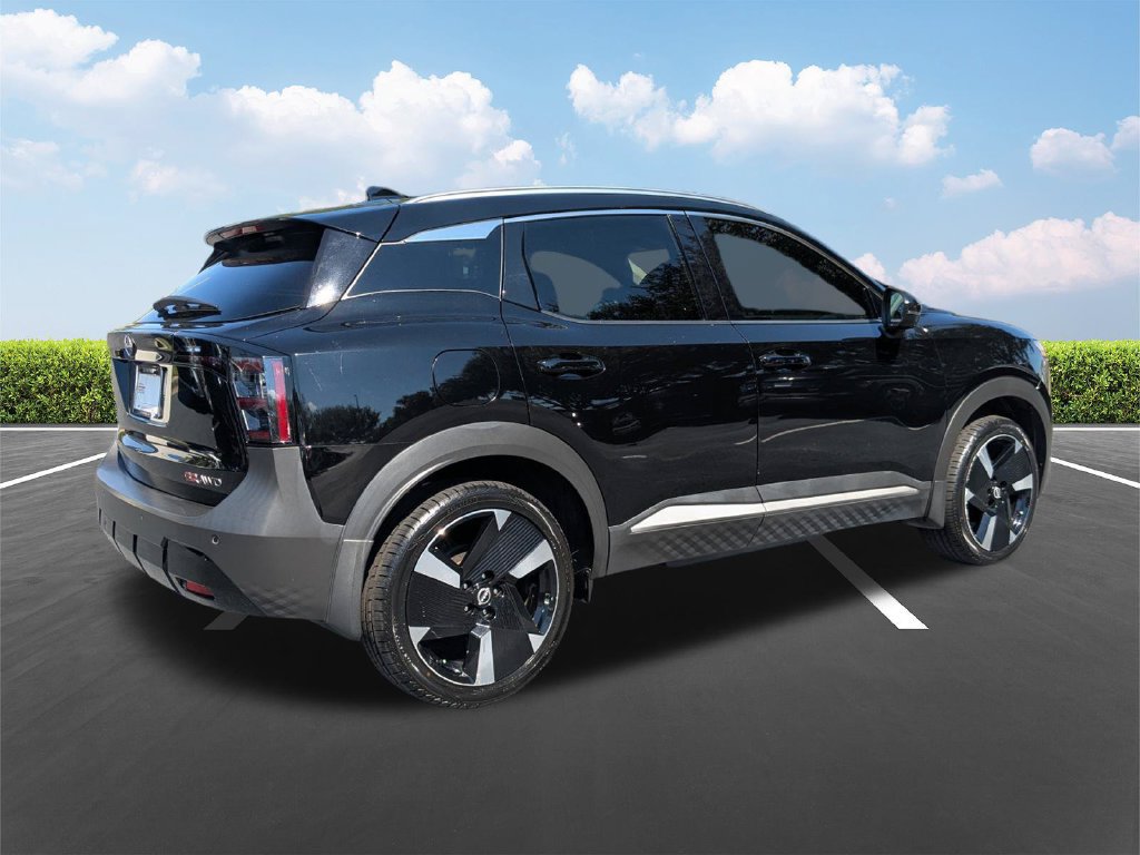 Used 2025 Nissan Kicks SR AWD/4WD image 5
