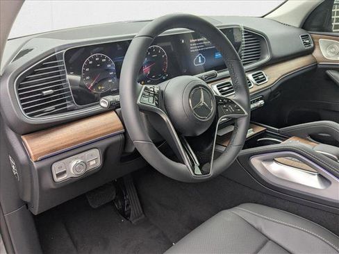 New 2025 Mercedes-Benz GLE 350 4MATIC image 3