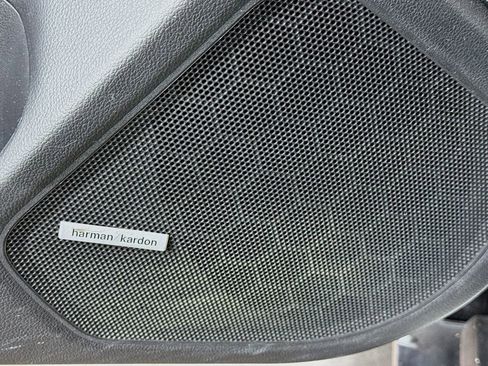 Used 2016 Subaru Outback 2.5i Limited image 22