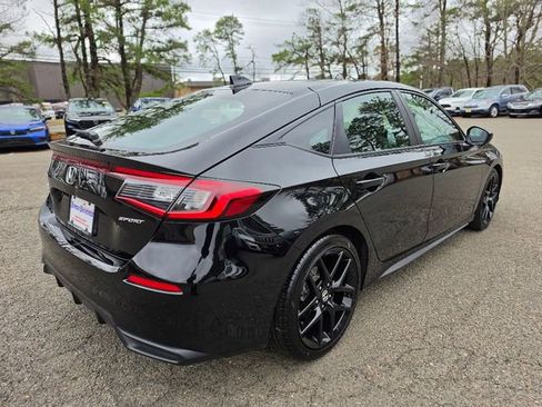 Used 2025 Honda Civic Sport image 5