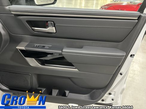 New 2026 Toyota Tundra Limited image 38