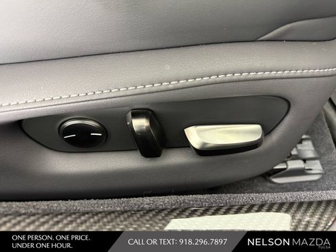 Used 2025 Lexus LC 500 Coupe w/ Dynamic Handling Package RWD image 42