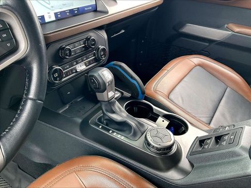 Used 2023 Ford Bronco Outer Banks AWD/4WD image 19