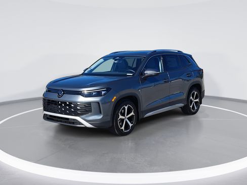 New 2026 Volkswagen Tiguan SE image 7