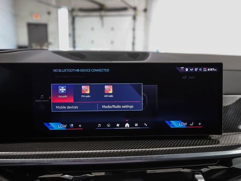 Used 2026 BMW X7 M60i AWD/4WD image 17