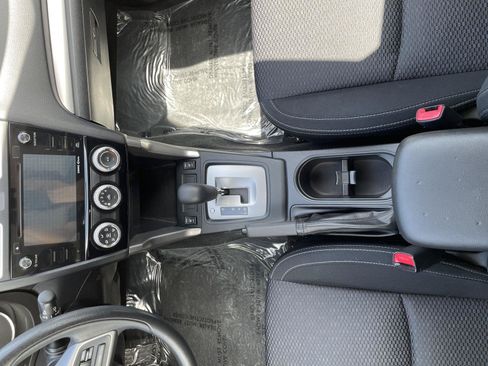 Used 2016 Subaru Forester 2.5i Premium w/ All-Weather Package AWD/4WD image 27