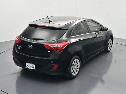 Used 2016 Hyundai Elantra GT FWD image 31