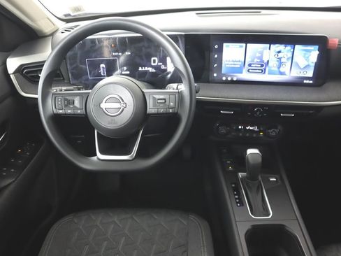 New 2026 Nissan Kicks SV w/ Cold Weather Package image 20