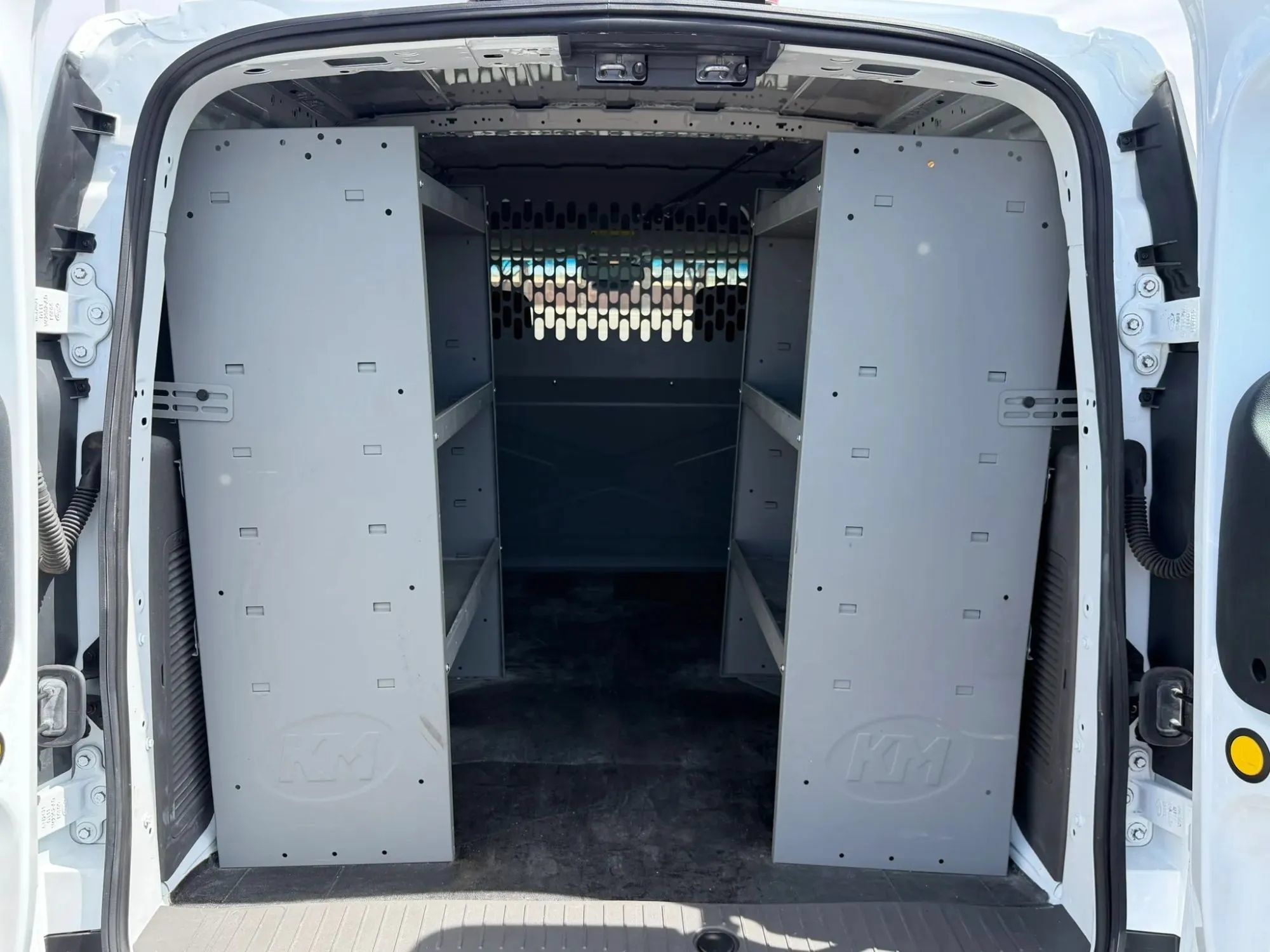 Used 2022 Ford Transit Connect XLT FWD image 12