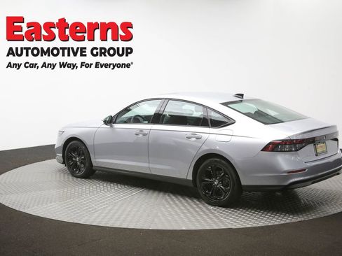 Used 2025 Honda Accord SE image 65